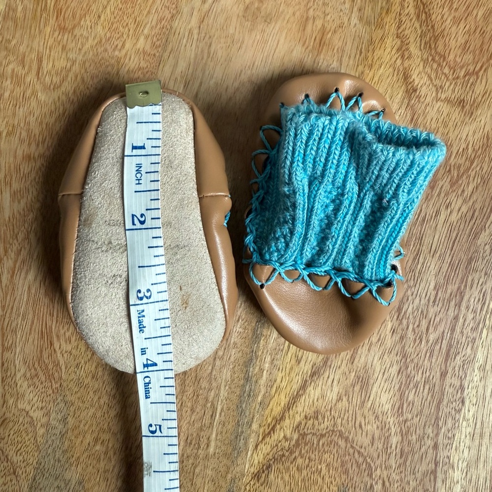 Hanna Andersson slipper sock Mocs sz: 0 - Picture 6 of 6